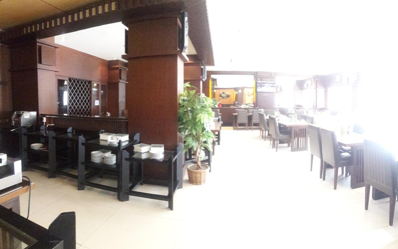 塔拉坎广场酒店 打拉根 外观 照片
